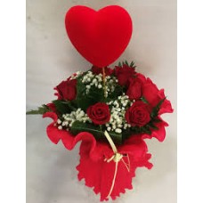 Bouquet of 6 roses with heart